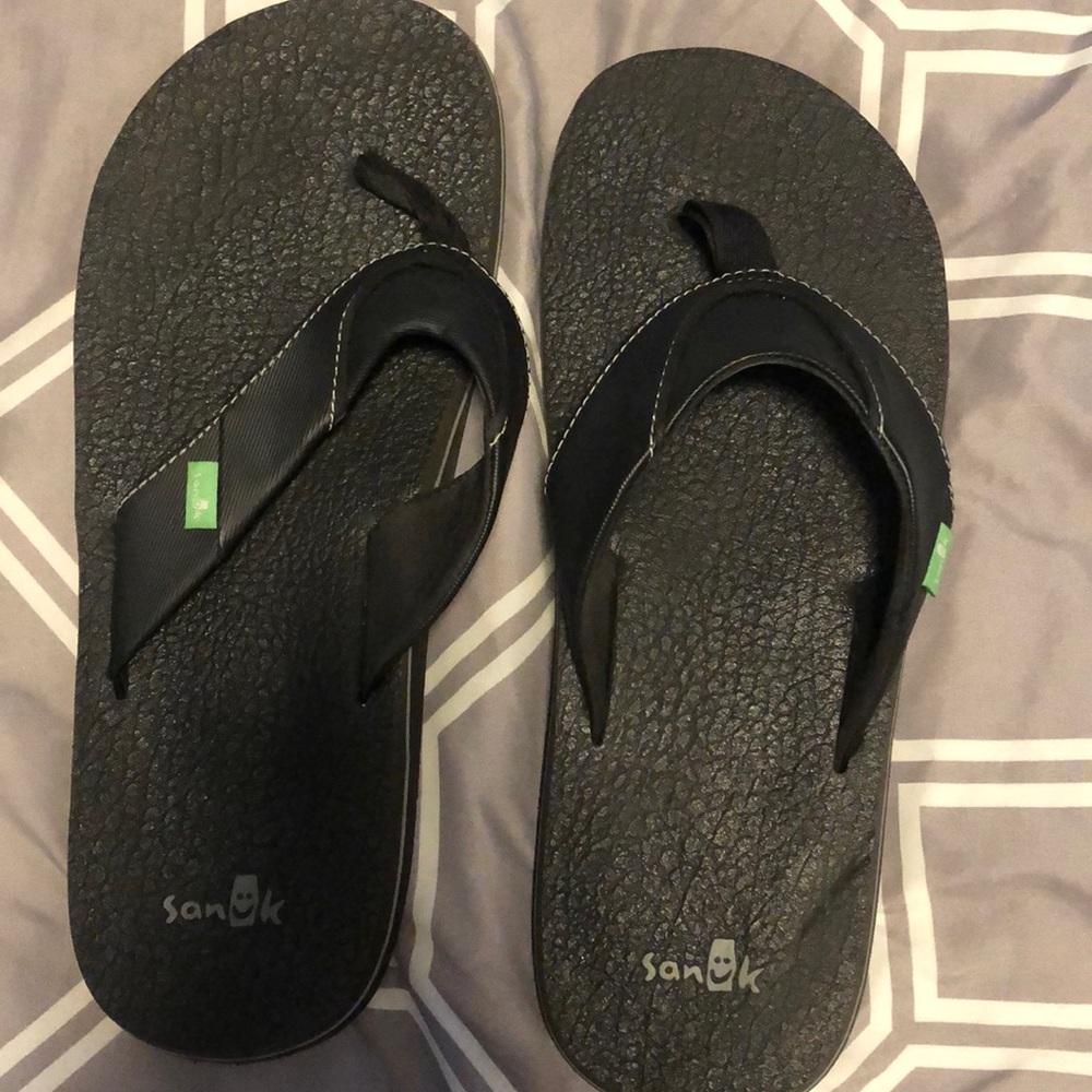 Sanuk Mens flip flops